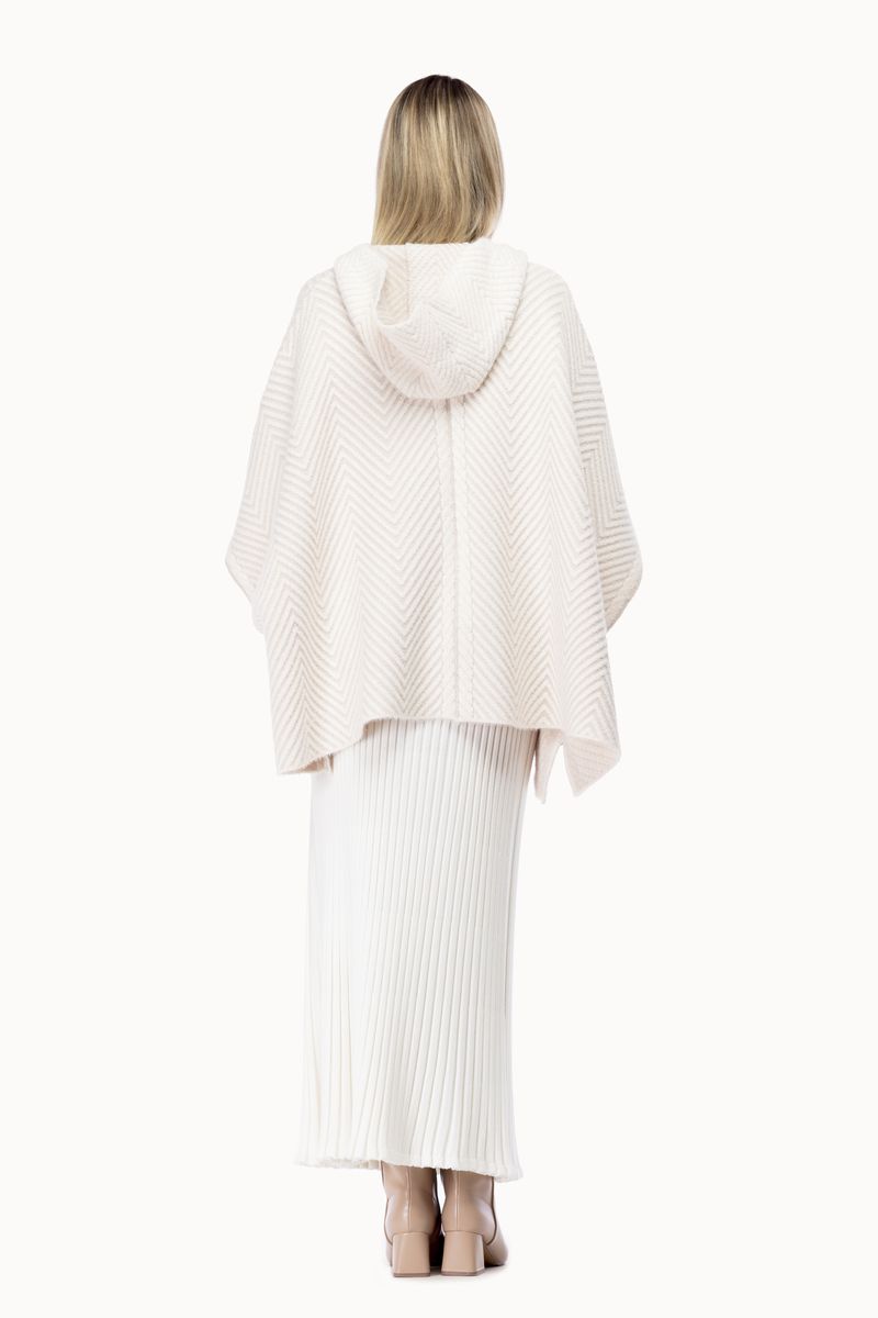 8755-PON Poncho peluche espiga - Imagen 5